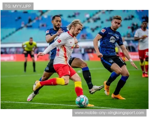 UFC 小将狂飙 7 连胜成新王