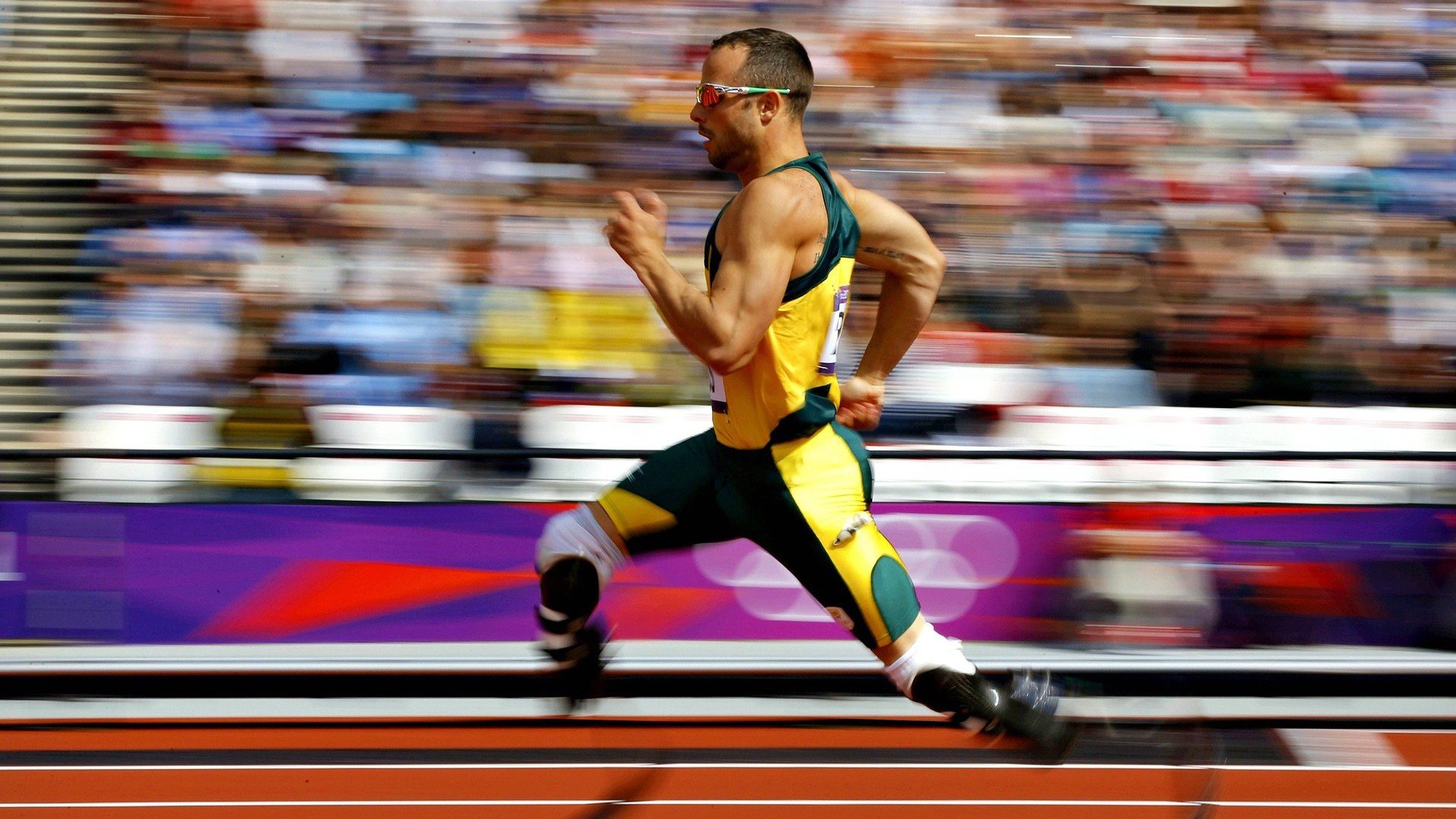 乒乓球“老对手杯” 约战十年以上球友再聚首